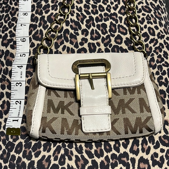 Michael Kors Woman’s Clutch - Picture 3 of 9